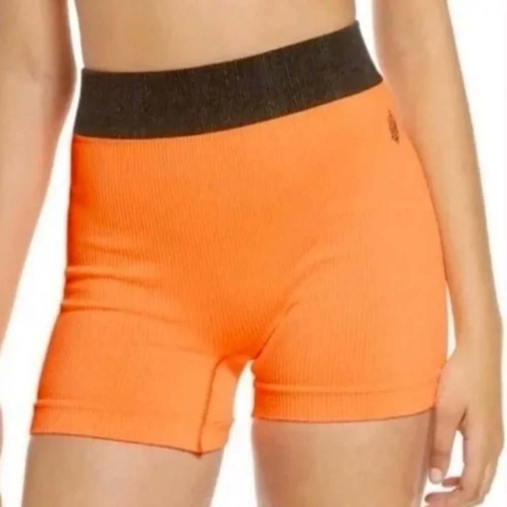 Free People Seamless Short Peach Horizon NWT Size M/L
